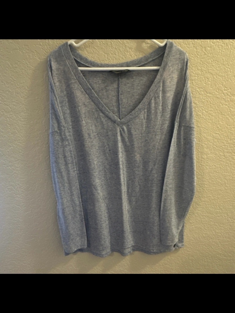 Victoria's Secret Light Gray V-Neck Long Sleeve Top